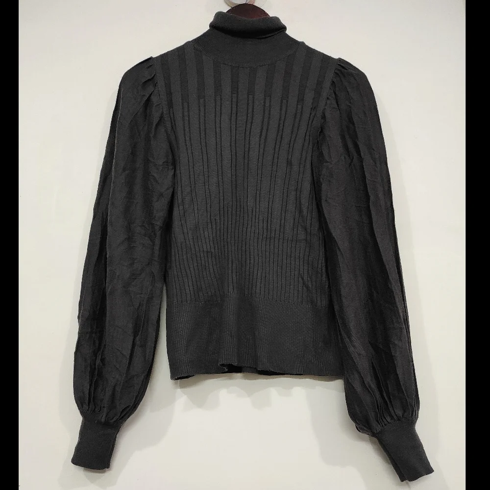 Puffed Sleeve Turtleneck sweater - Picture 11 of 11